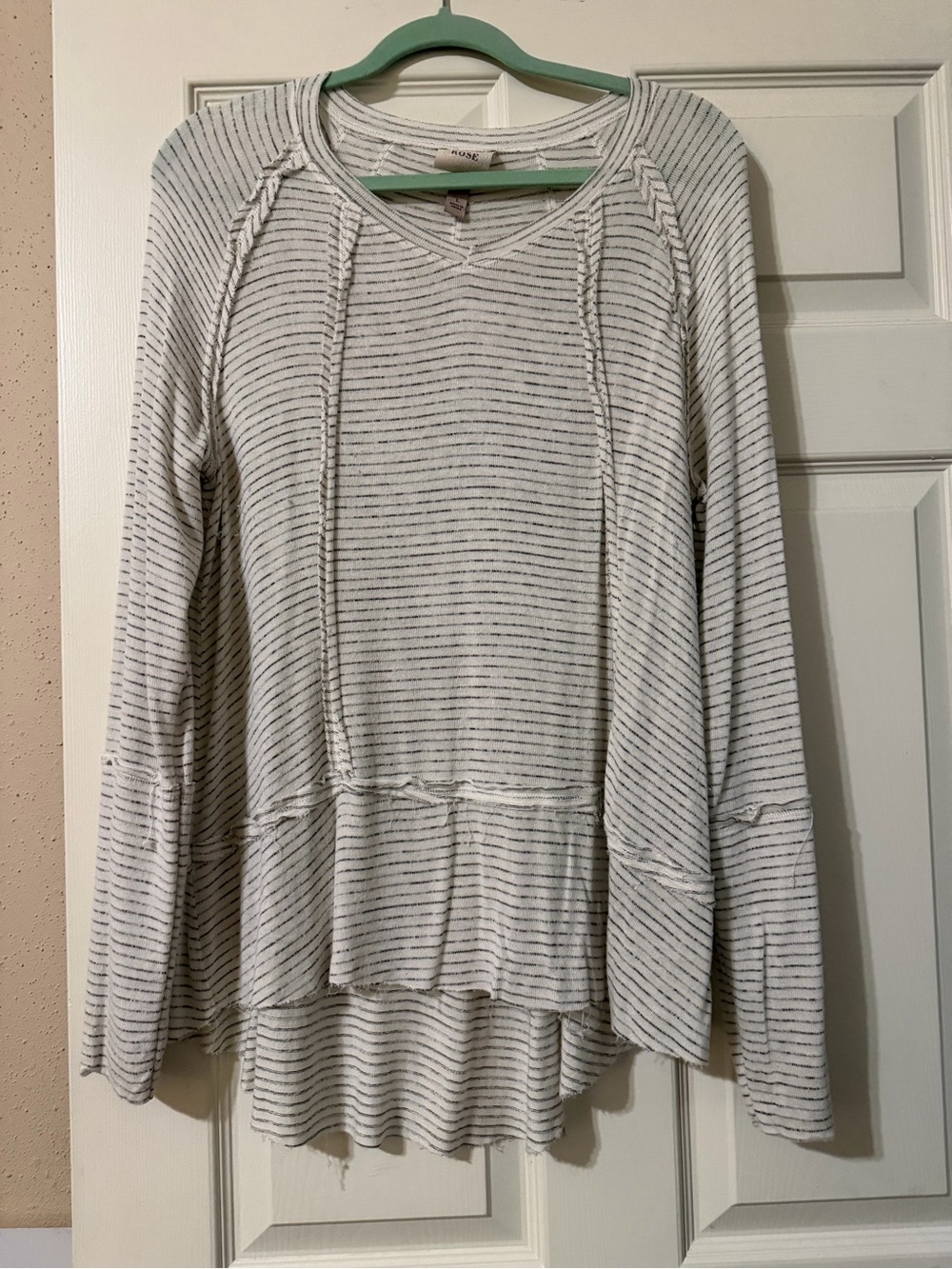 Knox Rose Striped Ruffle-Hem Long Sleeve Top - White/Gray